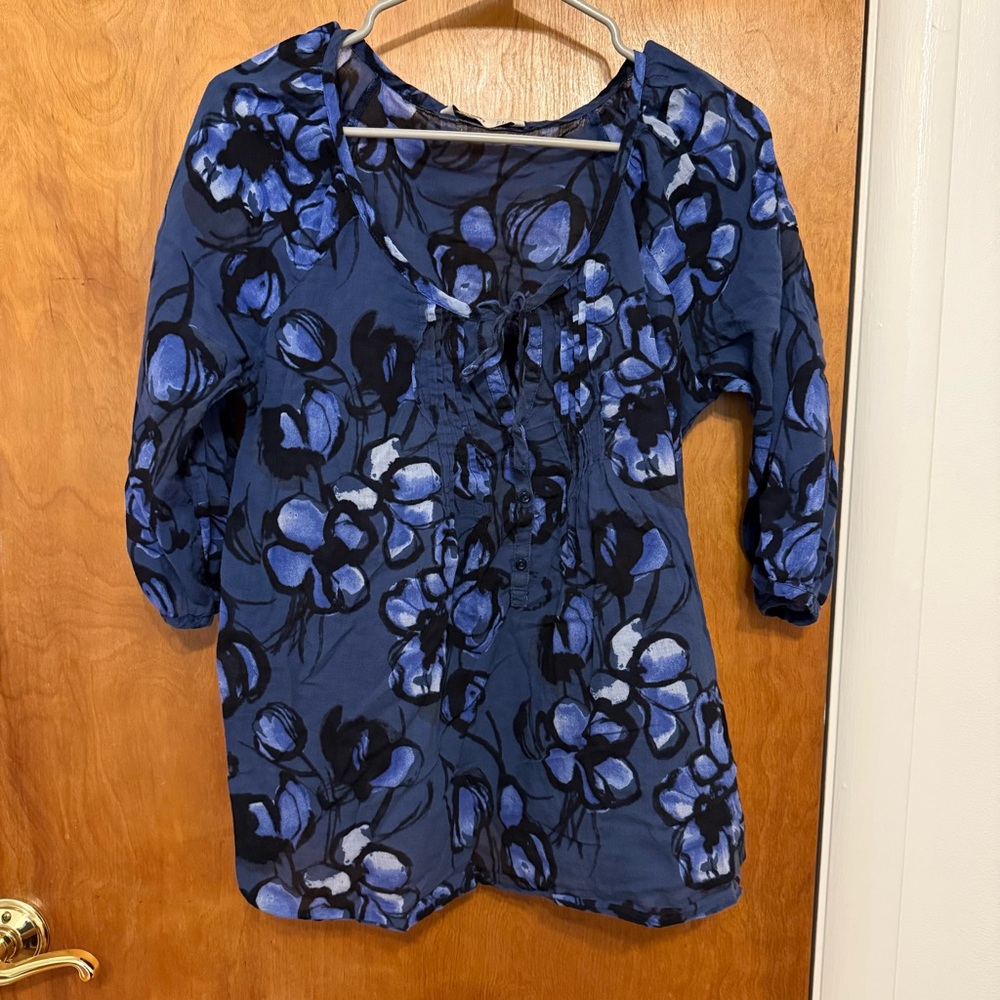 Old Navy Blue Floral Blouse